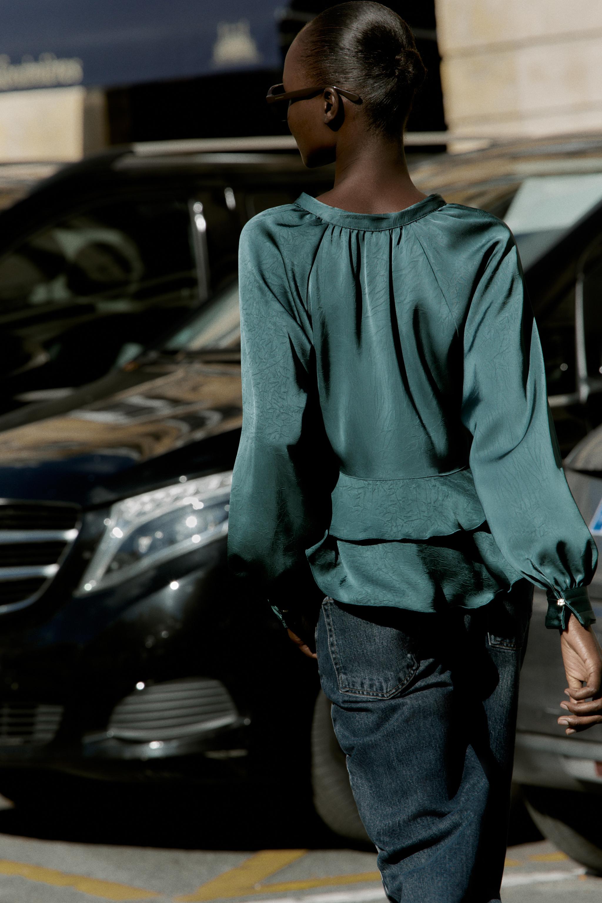 RUFFLED BLOUSE